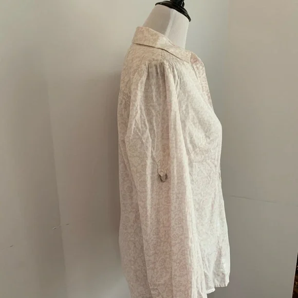 LOFT floral button down medium - Picture 4 of 7